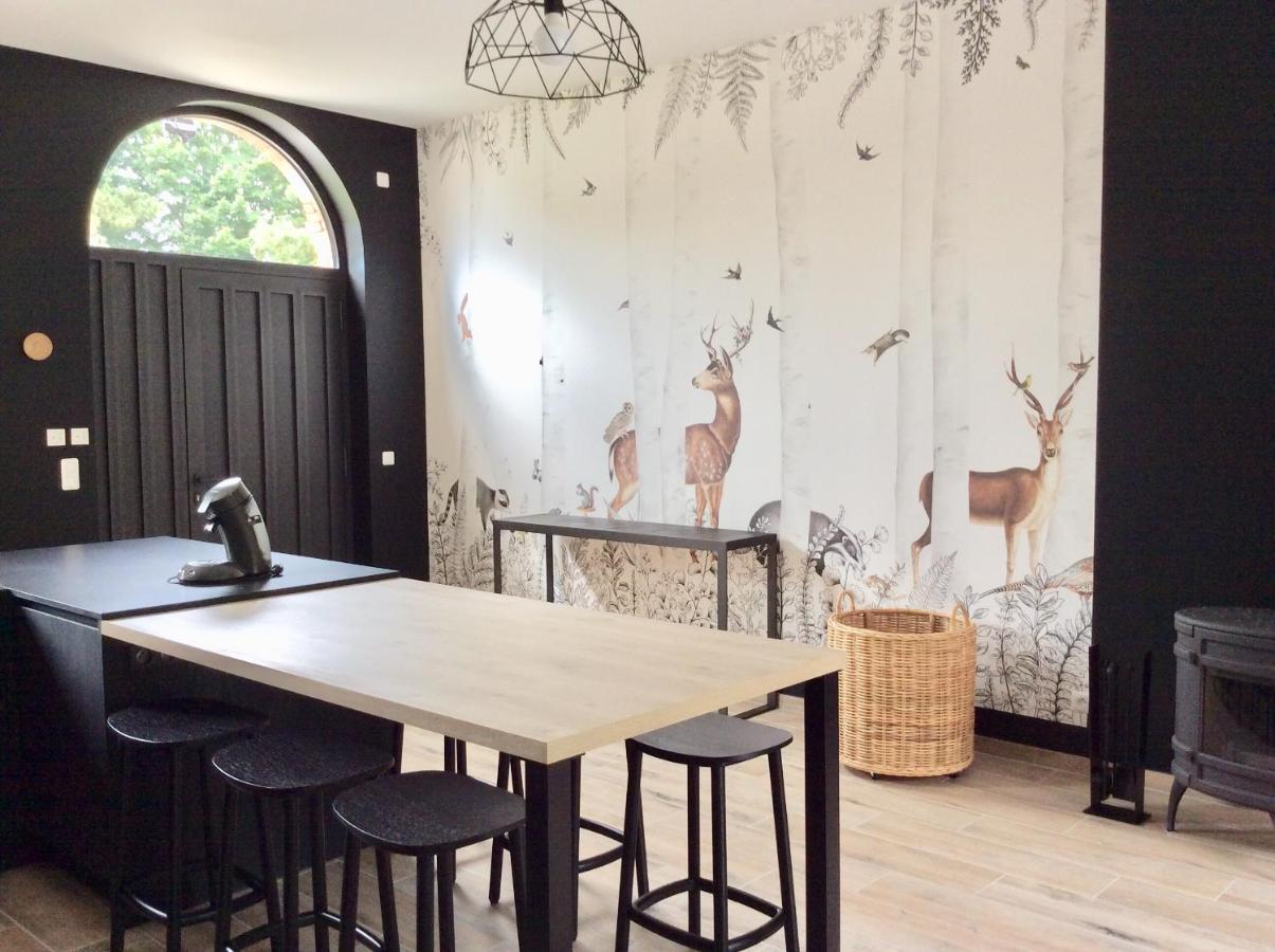 Aux Bois Dores De La Ferme De Sorval, Animaux De La Ferme, Fitness Selvigny 外观 照片