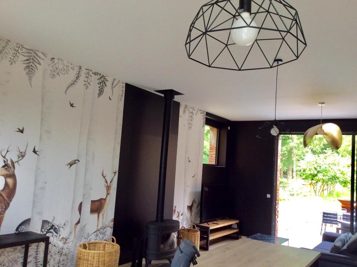 Aux Bois Dores De La Ferme De Sorval, Animaux De La Ferme, Fitness Selvigny 外观 照片