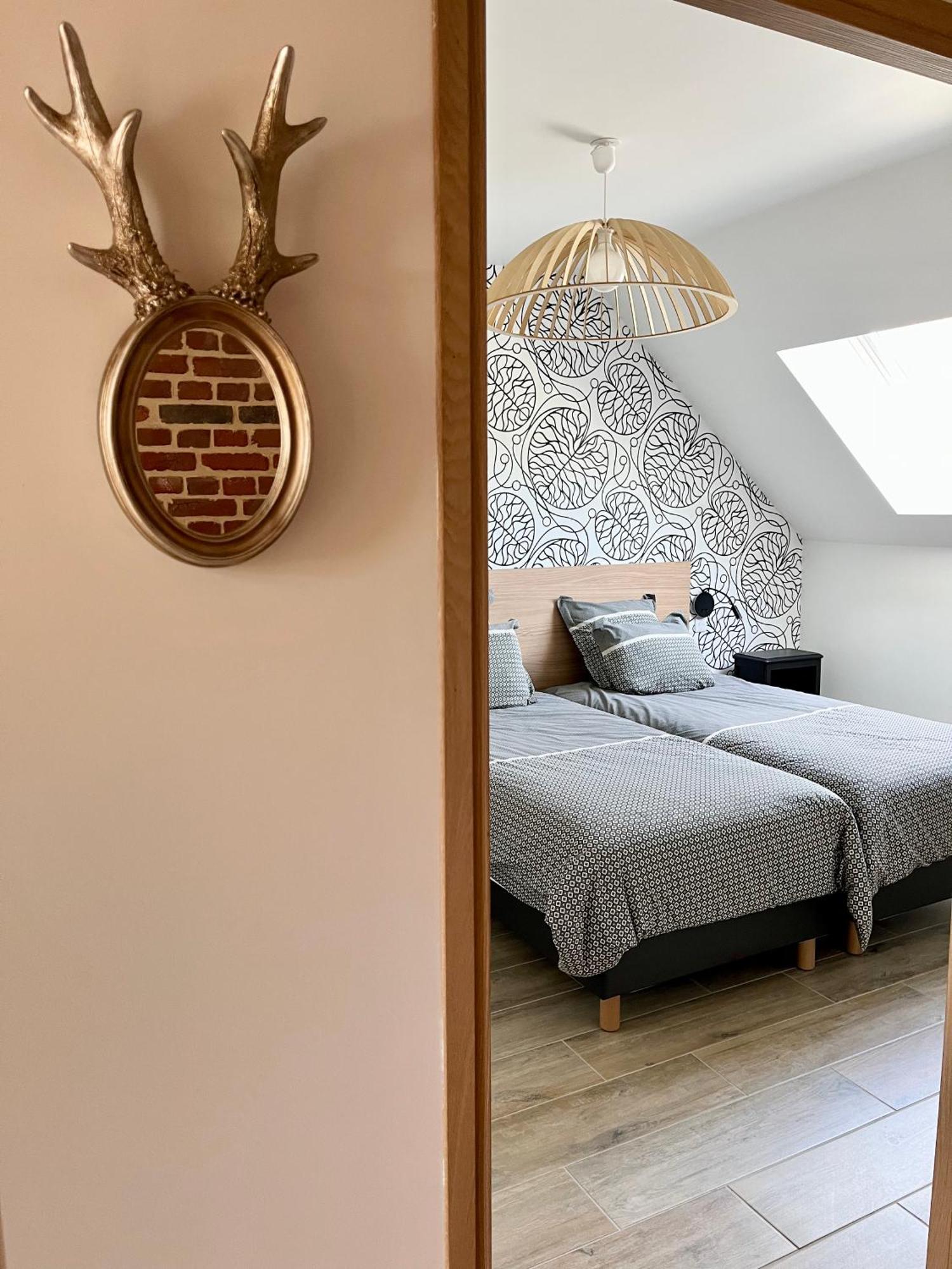 Aux Bois Dores De La Ferme De Sorval, Animaux De La Ferme, Fitness Selvigny 外观 照片